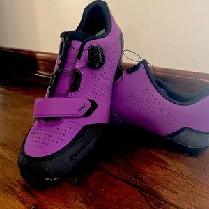 Bontrager pre-loved spinning shoes in purple lotus -W9